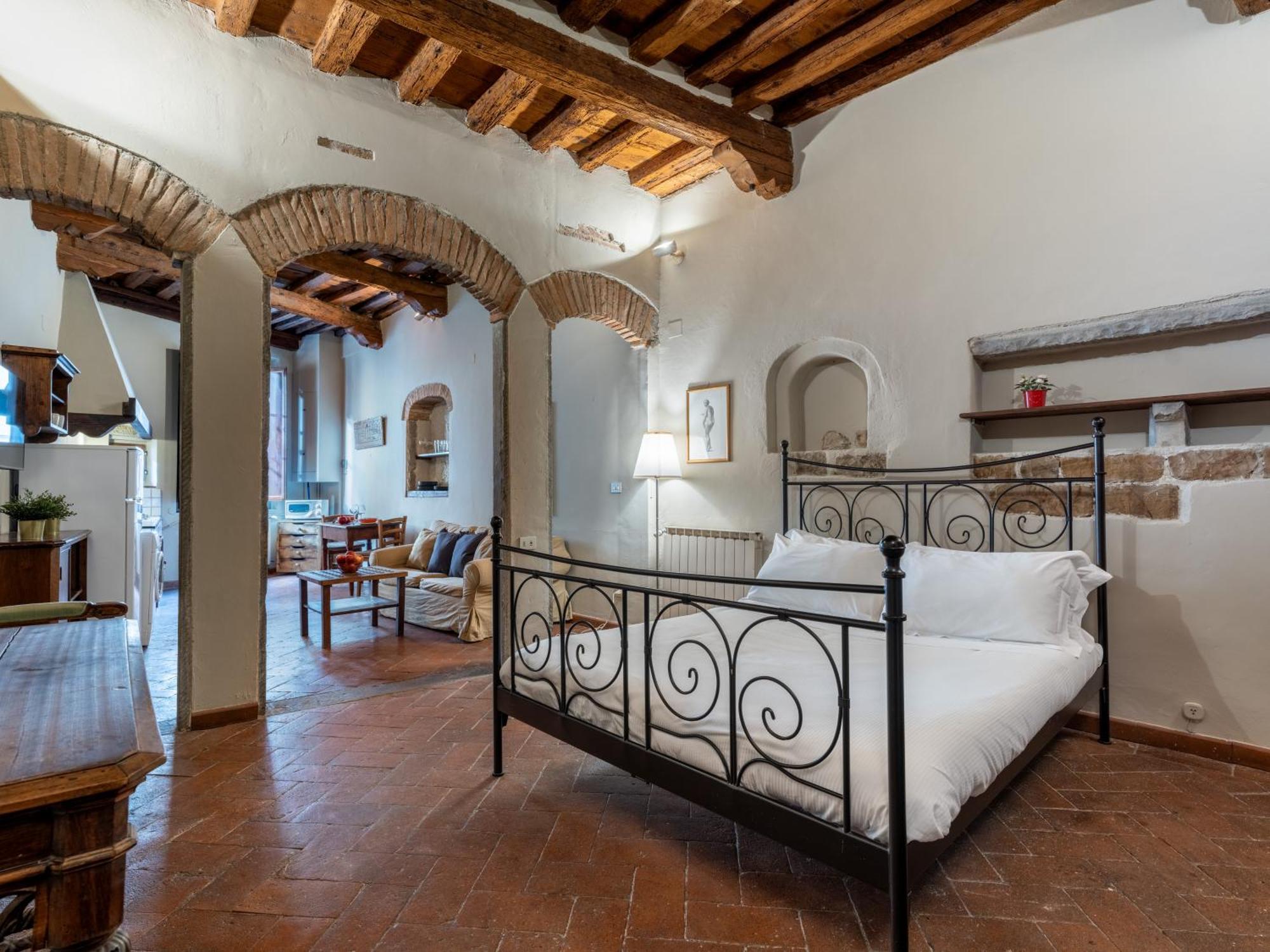 Santa Croce Junior Suite - Dolcevita Holiday Florence Extérieur photo