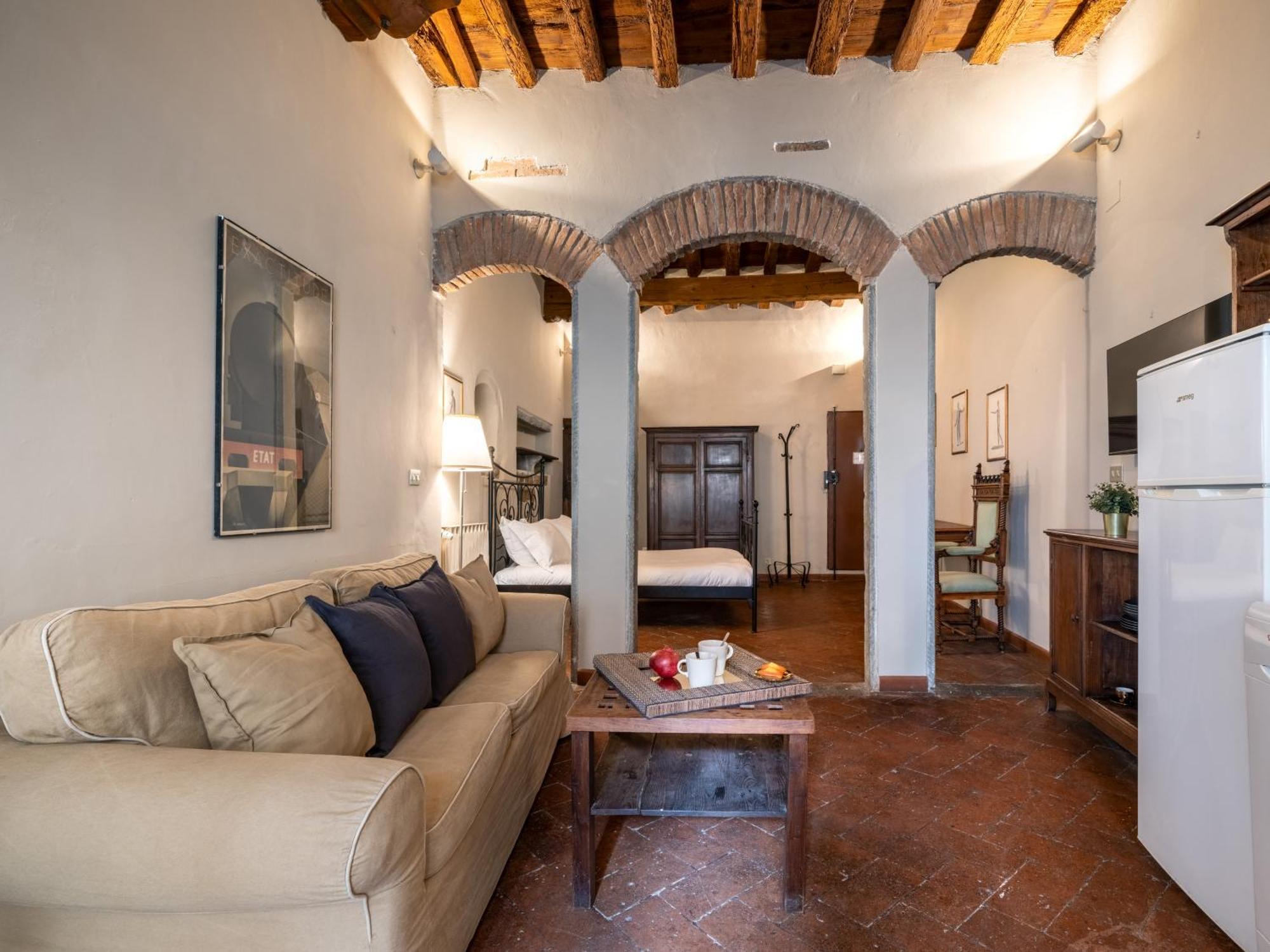 Santa Croce Junior Suite - Dolcevita Holiday Florence Extérieur photo